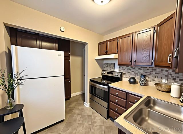 4302 N 36th STREET, Milwaukee, WI 53216