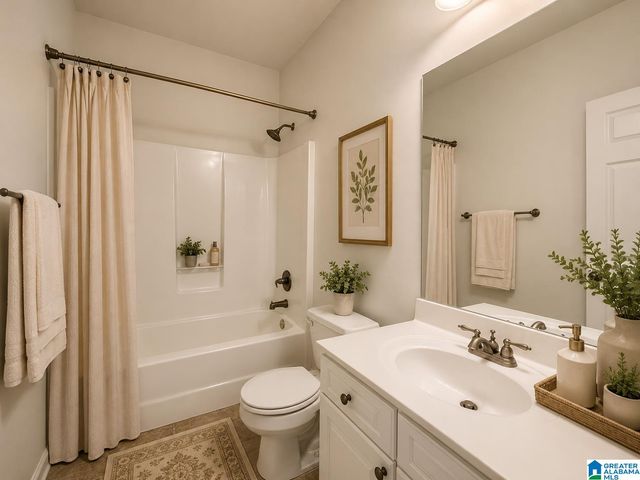 476 WATERFORD DRIVE, Calera, AL 35040