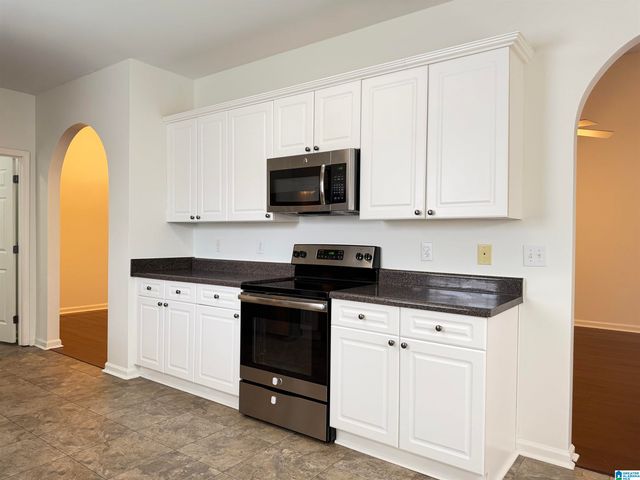 476 WATERFORD DRIVE, Calera, AL 35040