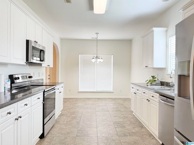 476 WATERFORD DRIVE, Calera, AL 35040