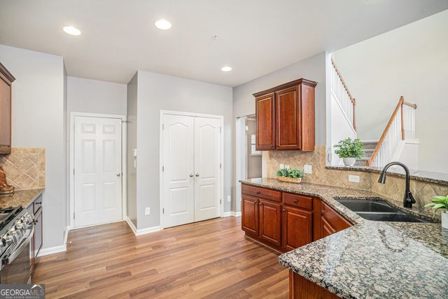 607 Tall Timbers, Woodstock, GA 30188