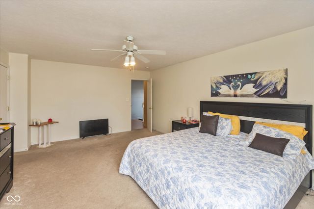 5527 Forest Ridge Court, Indianapolis, IN 46203