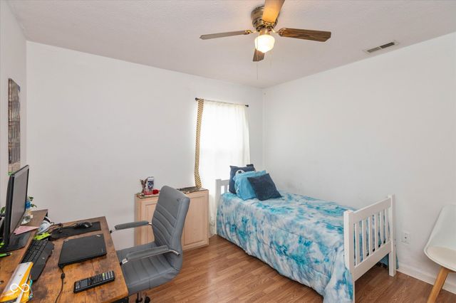 5527 Forest Ridge Court, Indianapolis, IN 46203