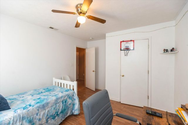 5527 Forest Ridge Court, Indianapolis, IN 46203