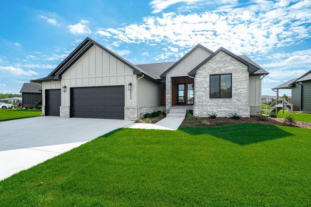 8412 W Pebble st, Maize, KS 67101
