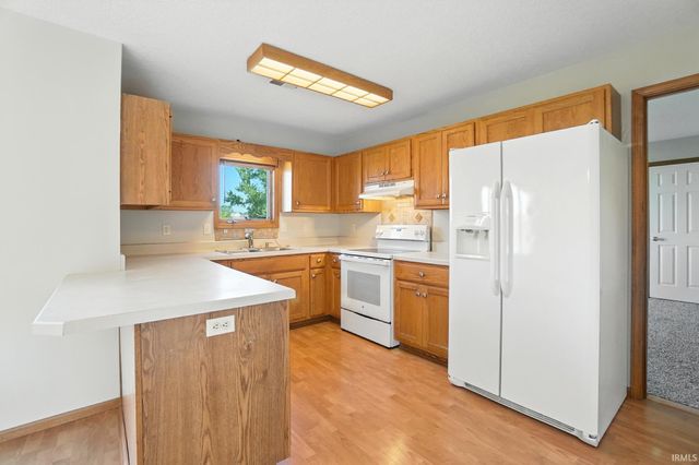 12607 Stoneboro Court, Fort Wayne, IN 46845