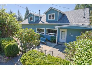 1575 N HENRY St, Coquille, OR 97423