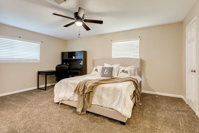 114 Singleton Street, Jones Creek, TX 77541