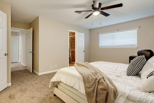 114 Singleton Street, Jones Creek, TX 77541