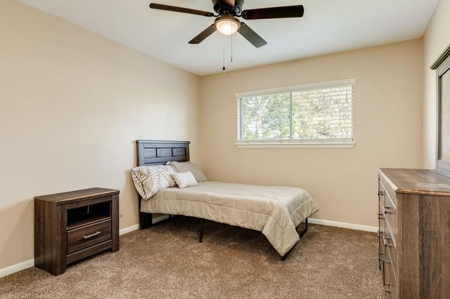 114 Singleton Street, Jones Creek, TX 77541