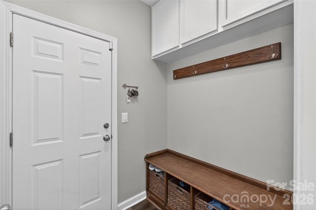 8028 Penman Springs Drive, Waxhaw, NC 28173