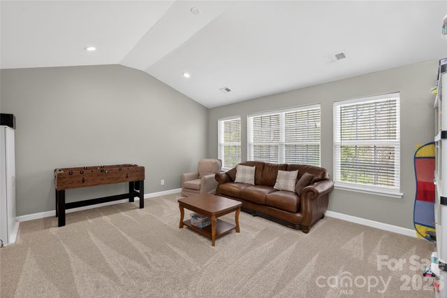 8028 Penman Springs Drive, Waxhaw, NC 28173