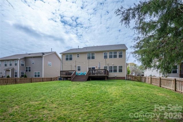 8028 Penman Springs Drive, Waxhaw, NC 28173