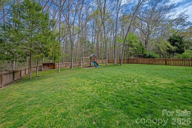 8028 Penman Springs Drive, Waxhaw, NC 28173