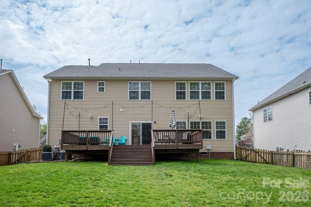 8028 Penman Springs Drive, Waxhaw, NC 28173