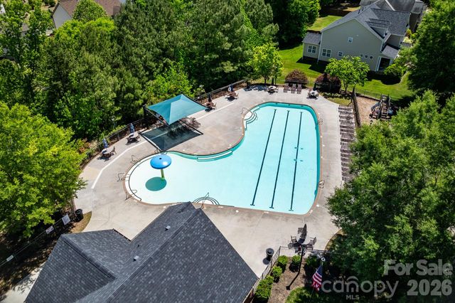 8028 Penman Springs Drive, Waxhaw, NC 28173