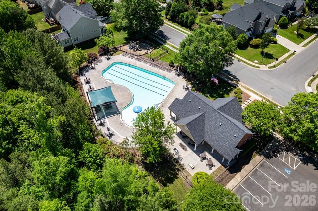 8028 Penman Springs Drive, Waxhaw, NC 28173
