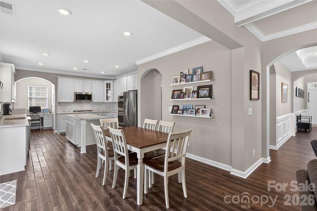 8028 Penman Springs Drive, Waxhaw, NC 28173