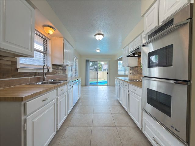 5218 Barcelona Drive, Garland, TX 75043