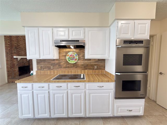 5218 Barcelona Drive, Garland, TX 75043