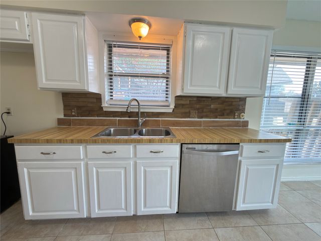 5218 Barcelona Drive, Garland, TX 75043