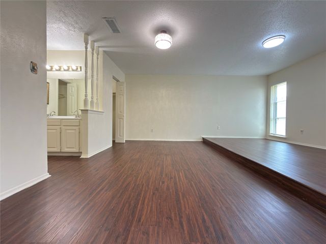 5218 Barcelona Drive, Garland, TX 75043