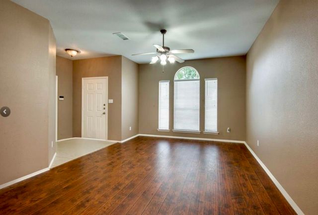 3605 Lasso Road, Fort Worth, TX 76262