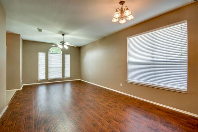 3605 Lasso Road, Fort Worth, TX 76262