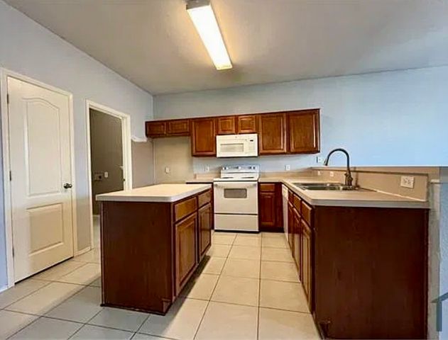 3605 Lasso Road, Fort Worth, TX 76262