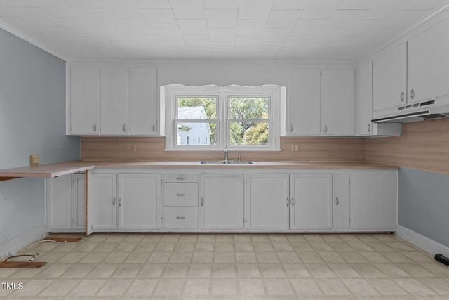 505 S Hughes Street, Apex, NC 27502