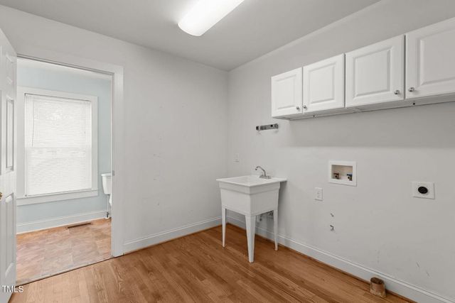 505 S Hughes Street, Apex, NC 27502