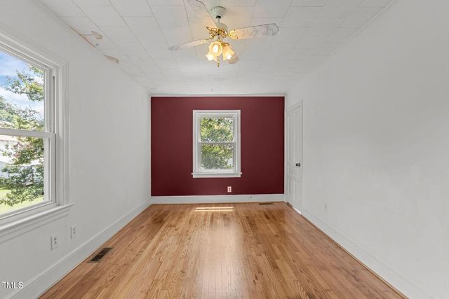 505 S Hughes Street, Apex, NC 27502
