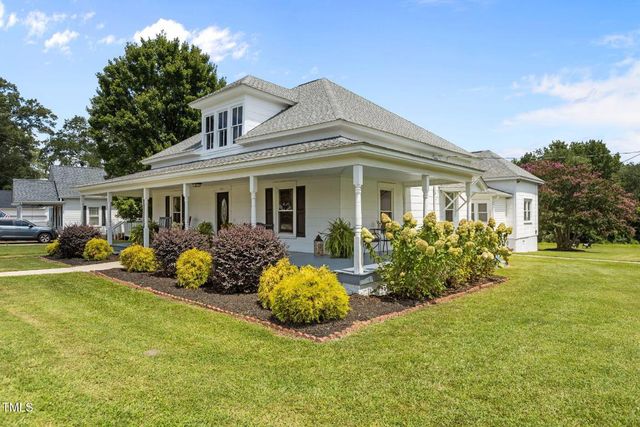 505 S Hughes Street, Apex, NC 27502