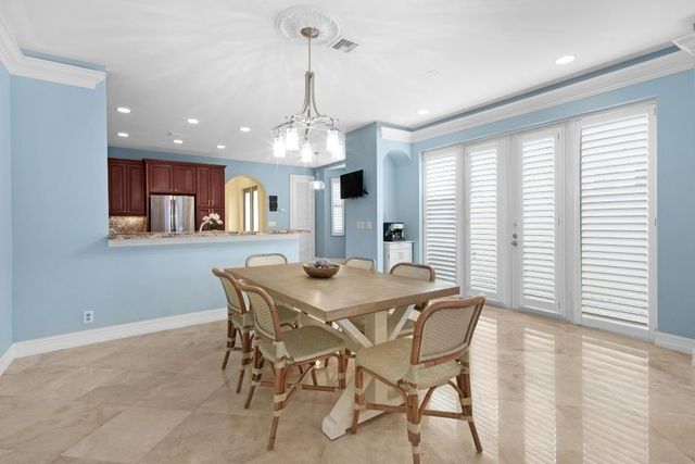 814 N Victoria Park Road, Fort Lauderdale, FL 33304