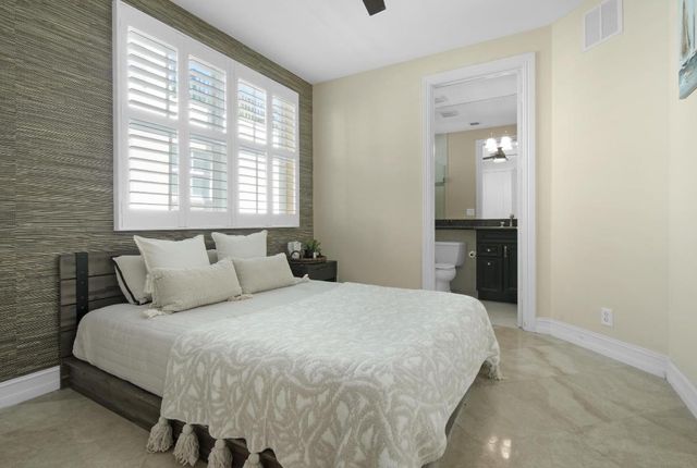 814 N Victoria Park Road, Fort Lauderdale, FL 33304