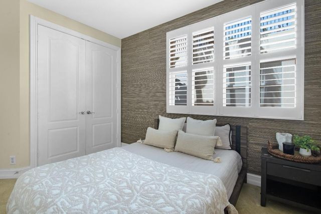 814 N Victoria Park Road, Fort Lauderdale, FL 33304