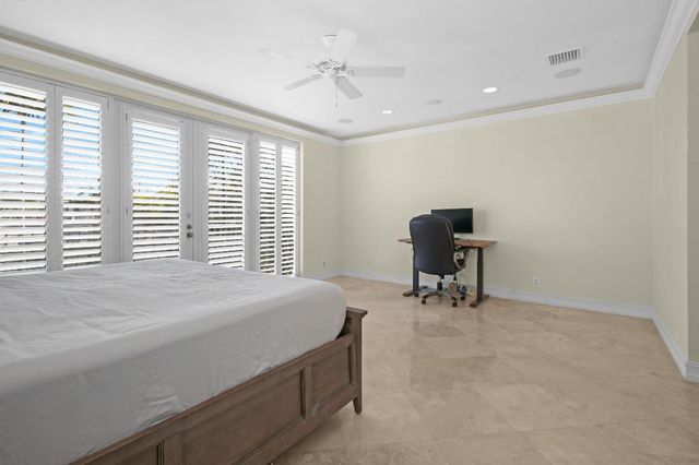 814 N Victoria Park Road, Fort Lauderdale, FL 33304