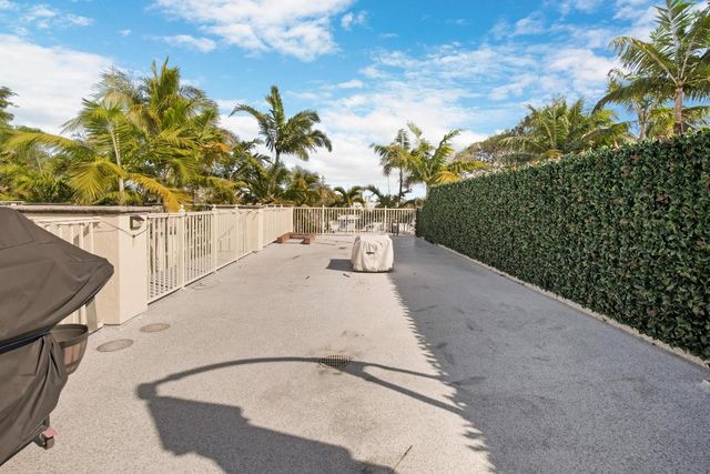 814 N Victoria Park Road, Fort Lauderdale, FL 33304