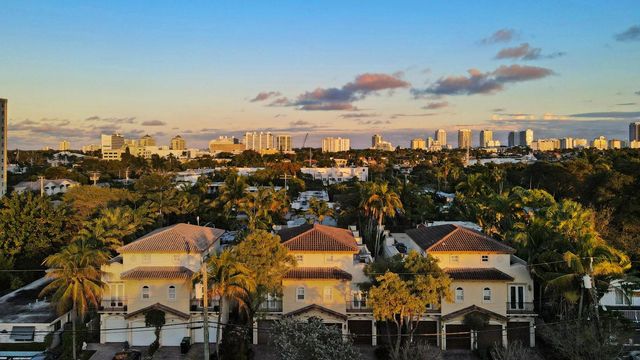 814 N Victoria Park Road, Fort Lauderdale, FL 33304