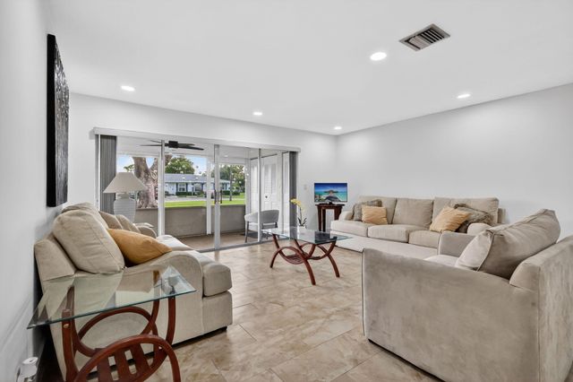 5093 Privet Place A-1, Delray Beach, FL 33484