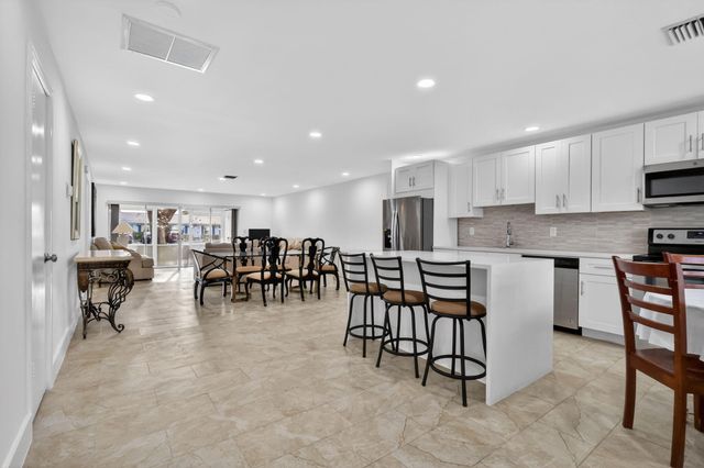 5093 Privet Place A-1, Delray Beach, FL 33484