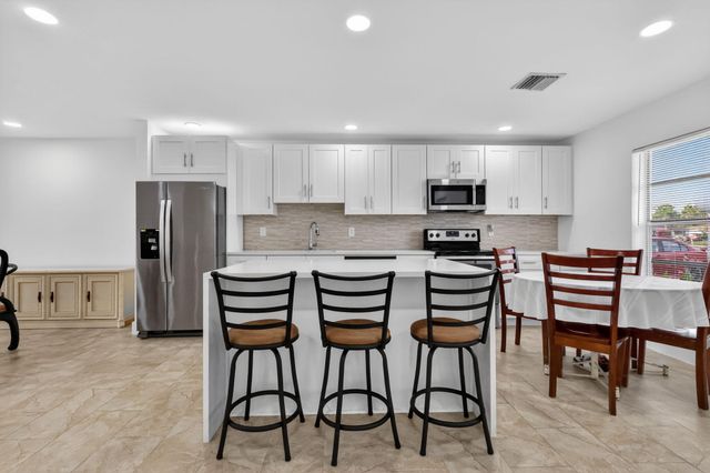 5093 Privet Place A-1, Delray Beach, FL 33484