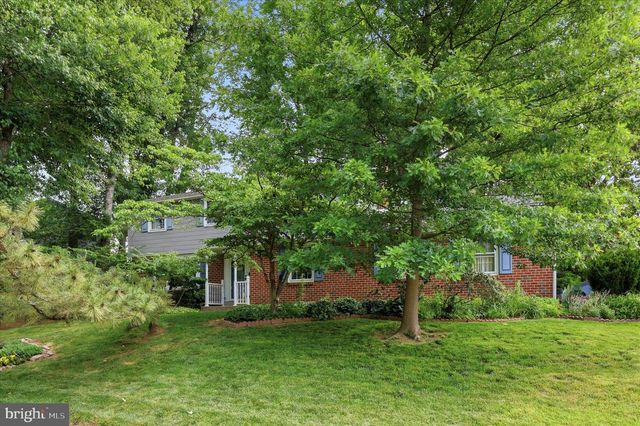 1335 STEPHEN WAY, Southampton, PA 18966