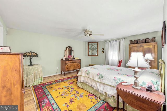 1335 STEPHEN WAY, Southampton, PA 18966
