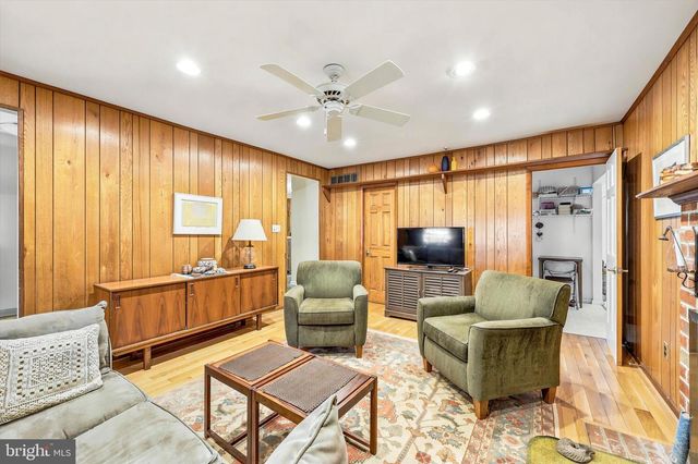 1335 STEPHEN WAY, Southampton, PA 18966