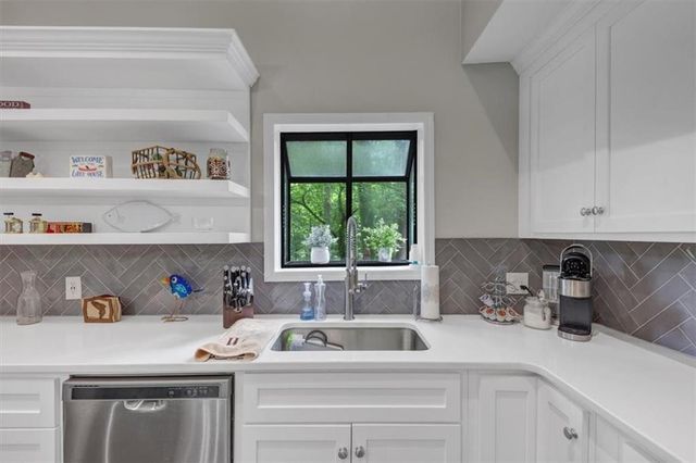 6342 Chesla Drive, Gainesville, GA 30506