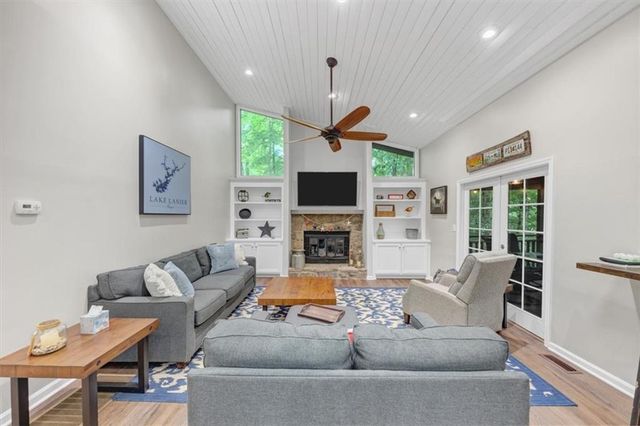 6342 Chesla Drive, Gainesville, GA 30506