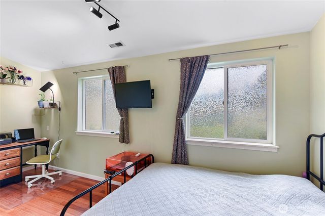 606 206 Avenue NW, Lakebay, WA 98349