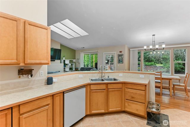 606 206 Avenue NW, Lakebay, WA 98349