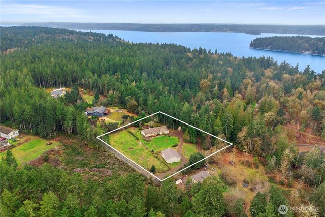 606 206 Avenue NW, Lakebay, WA 98349